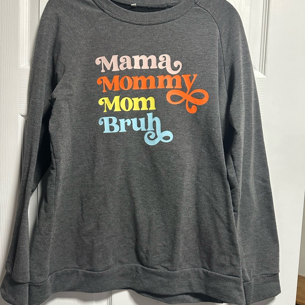Gray Mom Sweatshirt with Colorful Text sz L